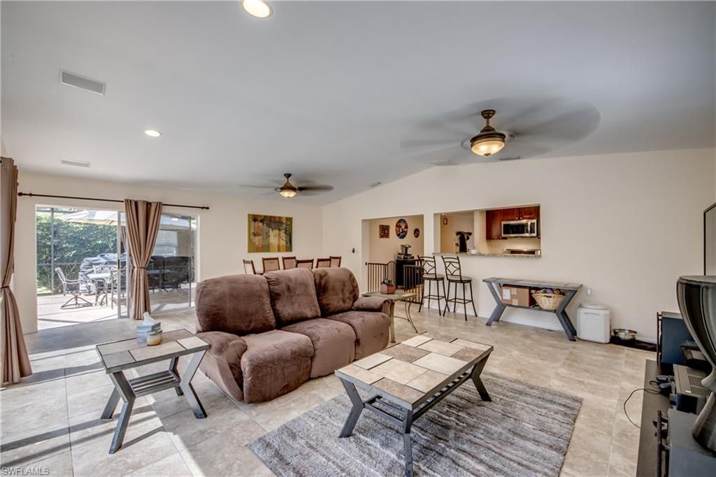 8524 Dartmouth St, Fort Myers, FL 33907 Photo