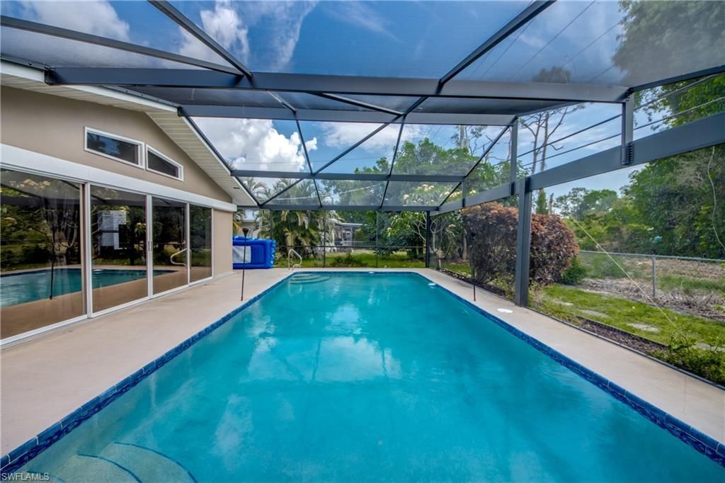 8524 Dartmouth St, Fort Myers, FL 33907 Photo