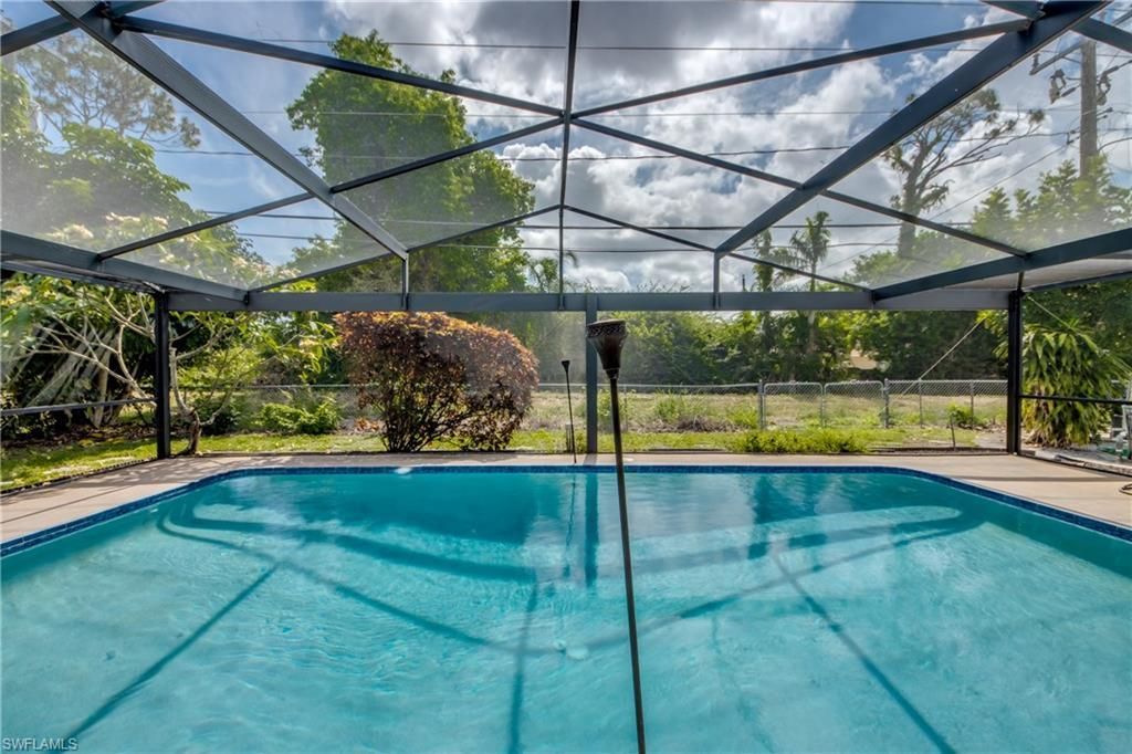 8524 Dartmouth St, Fort Myers, FL 33907 Photo