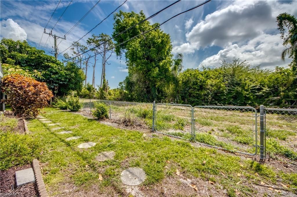 8524 Dartmouth St, Fort Myers, FL 33907 Photo