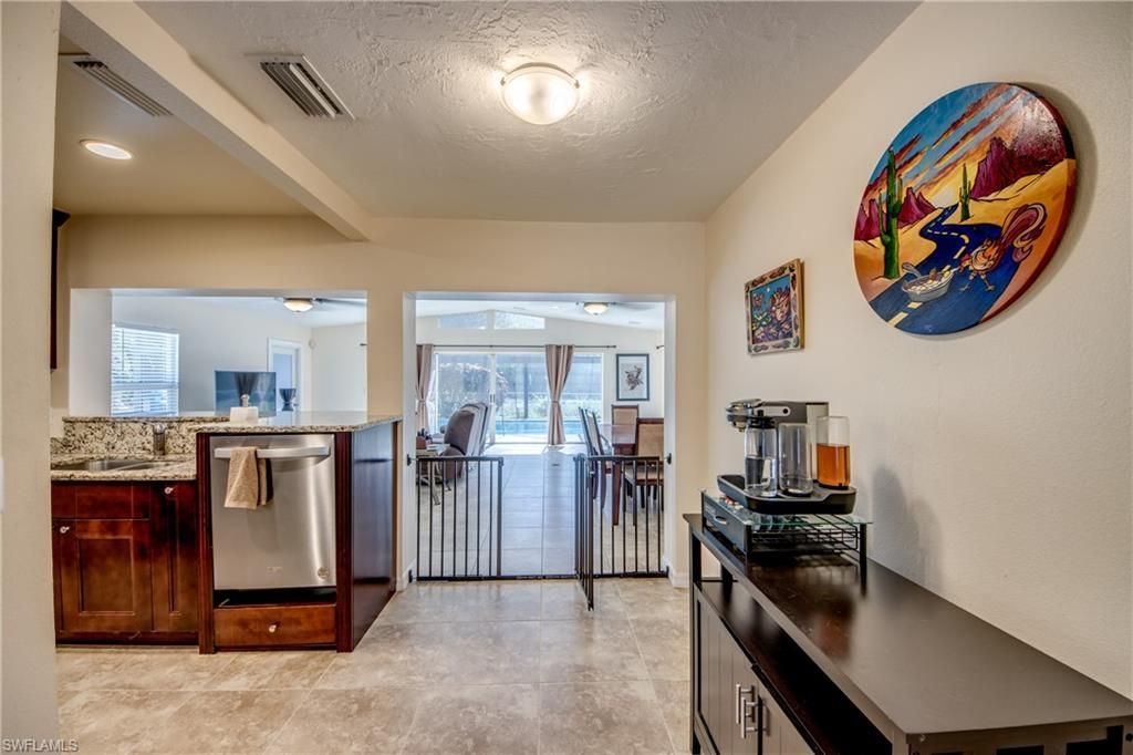 8524 Dartmouth St, Fort Myers, FL 33907 Photo