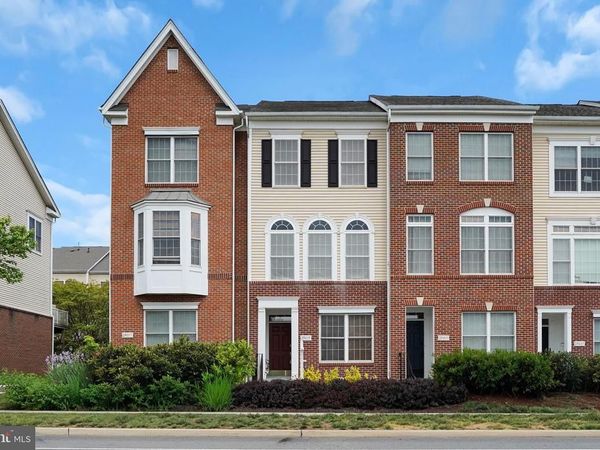 25015 RIDING CENTER DRIVE, CHANTILLY, VA 20152