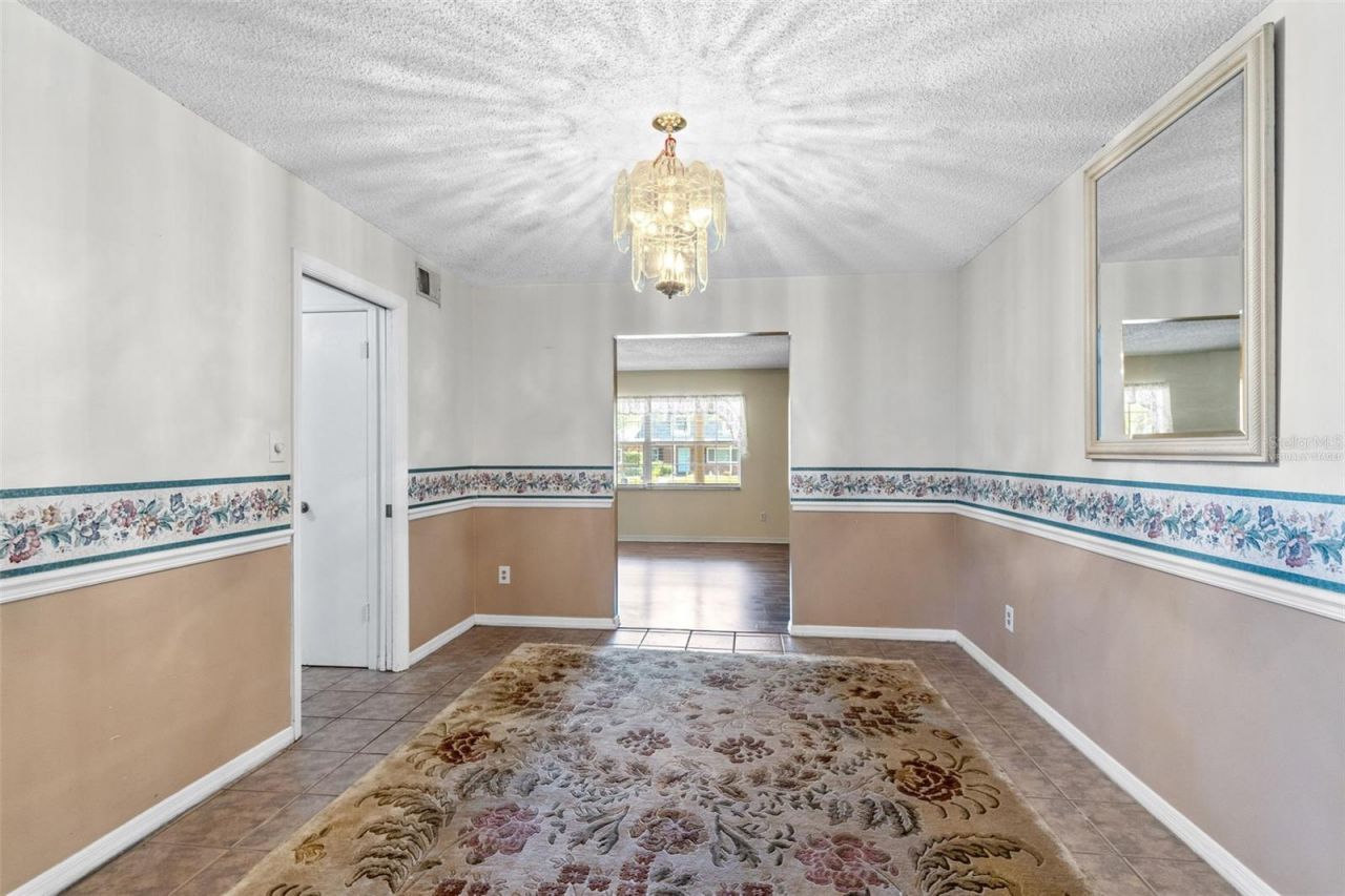 8698 Hillside Drive, Orlando, FL 32810 Photo