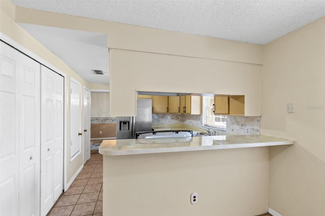 8698 Hillside Drive, Orlando, FL 32810 Photo