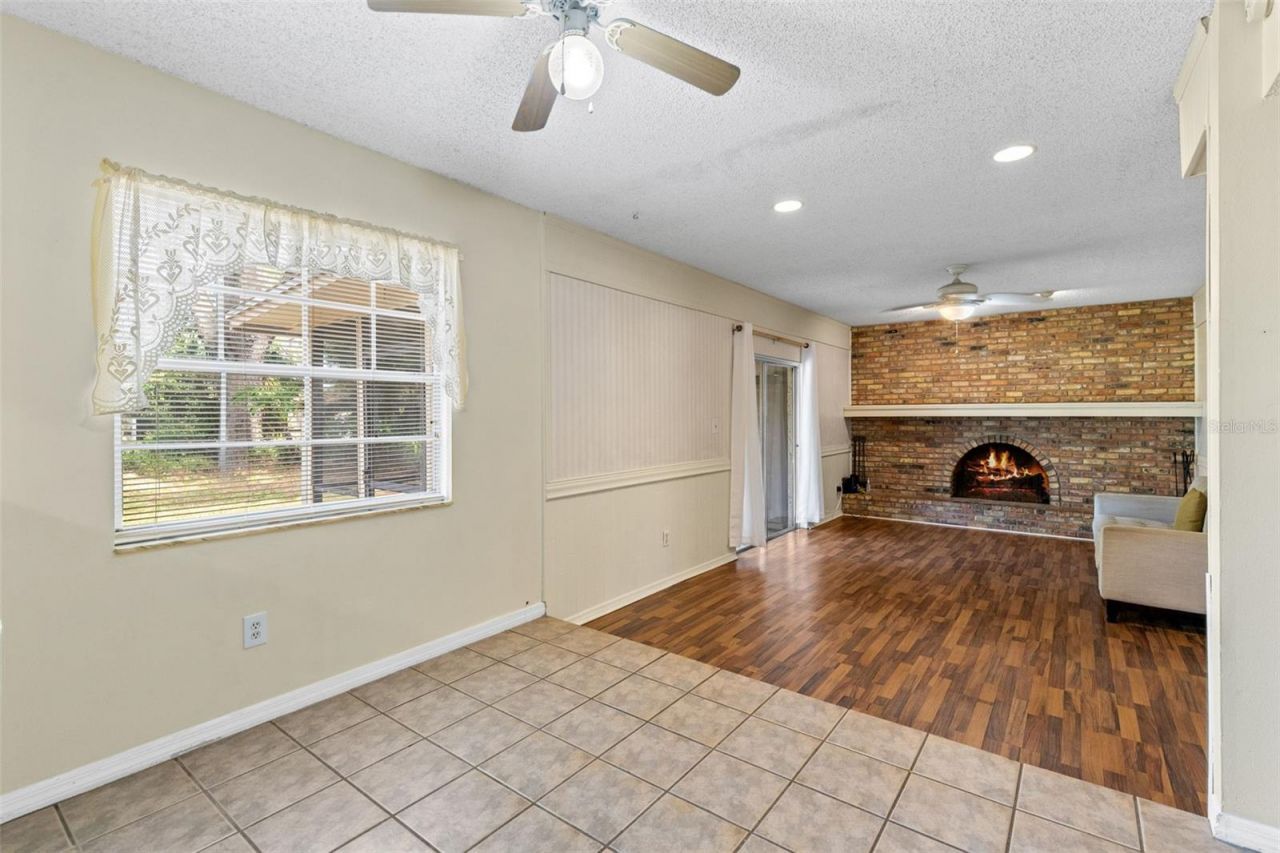 8698 Hillside Drive, Orlando, FL 32810 Photo