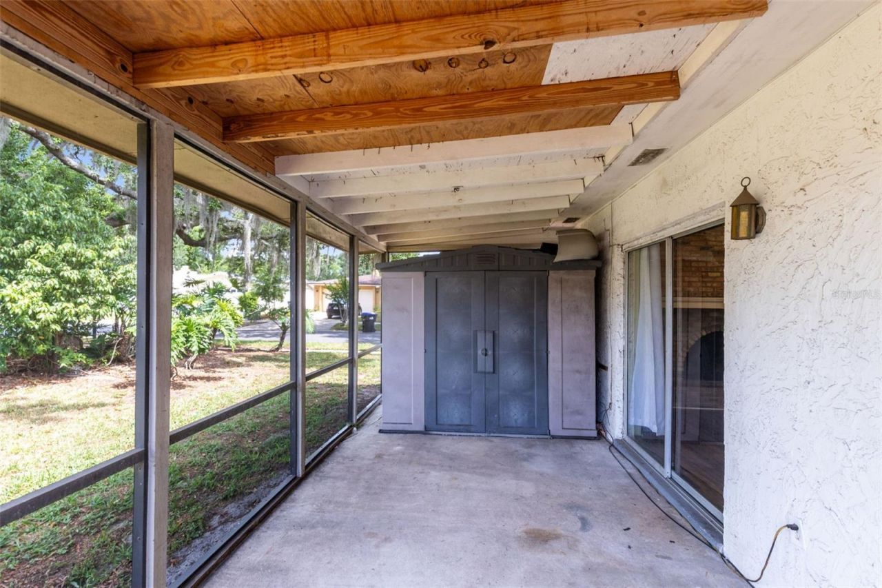 8698 Hillside Drive, Orlando, FL 32810 Photo