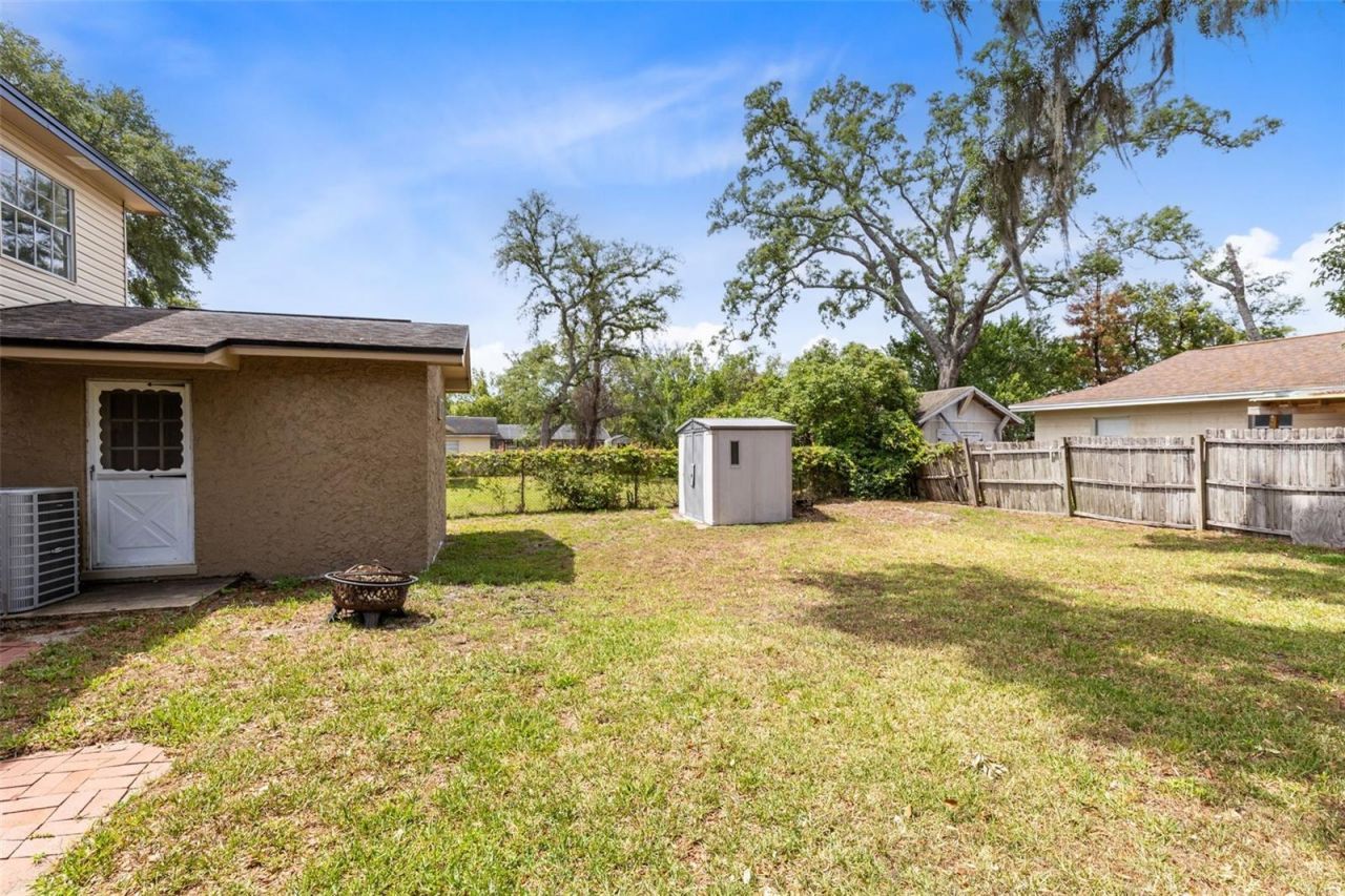 8698 Hillside Drive, Orlando, FL 32810 Photo