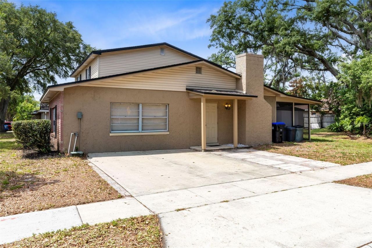 8698 Hillside Drive, Orlando, FL 32810 Photo