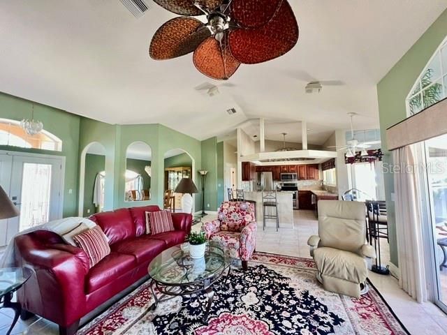 120 9th Street E, Tierra Verde, FL 33715 Photo