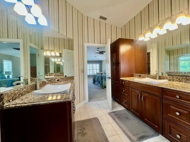120 9th Street E, Tierra Verde, FL 33715 Photo