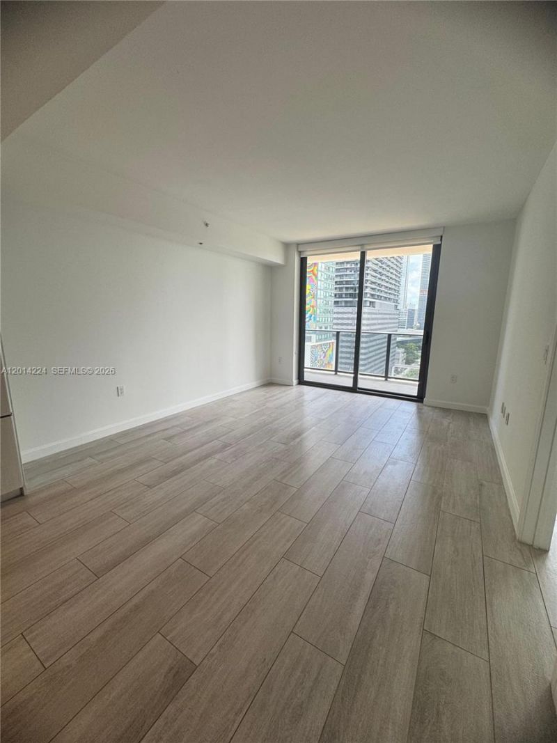 45 SW 9th St, Unit 1104, Miami, FL 33130 Photo