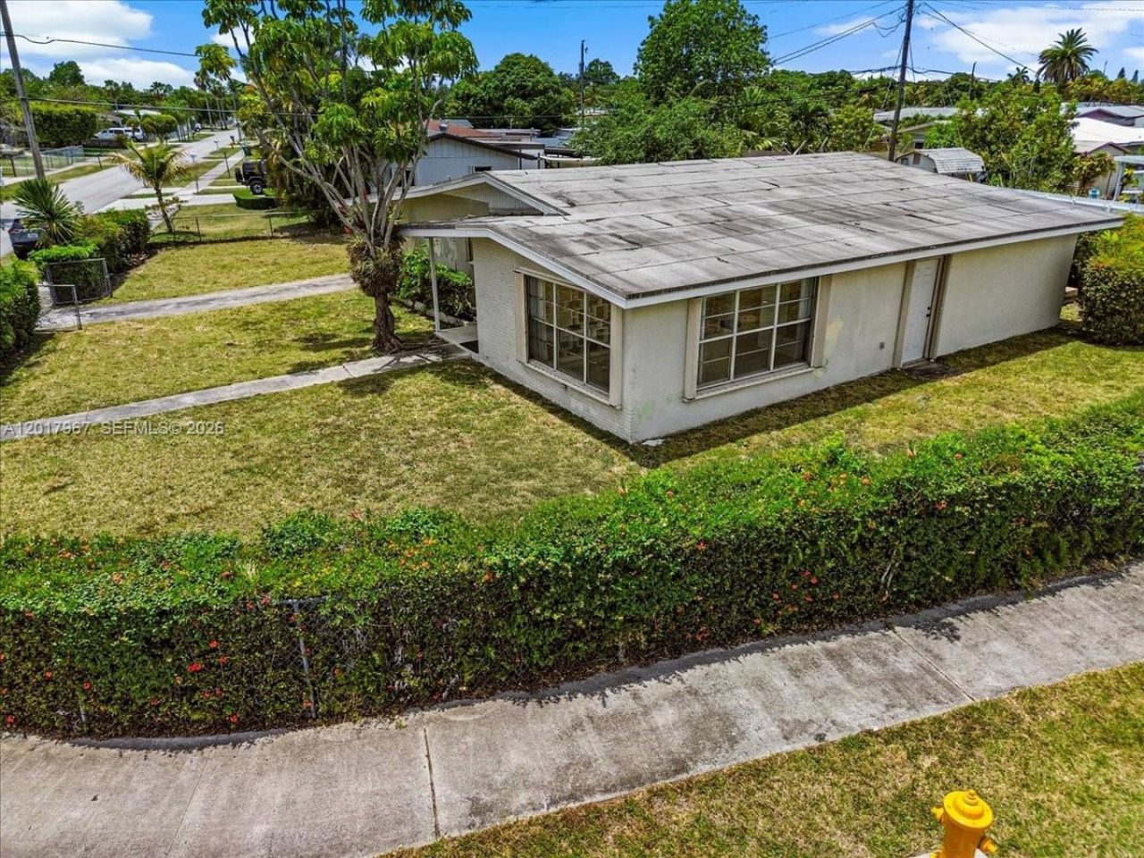 11901 SW 177th Ter , Miami, FL 33177 Photo