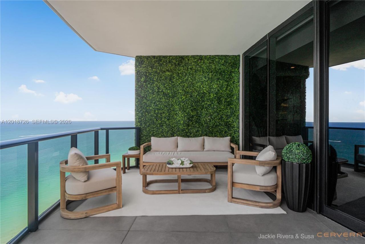 18555 Collins Ave , Unit 3705, Sunny Isles Beach, FL 33160 Photo