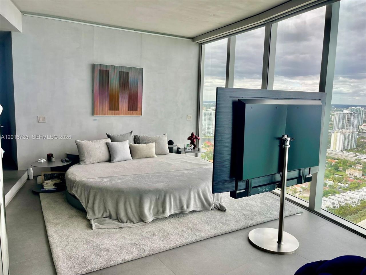 18555 Collins Ave , Unit 3705, Sunny Isles Beach, FL 33160 Photo
