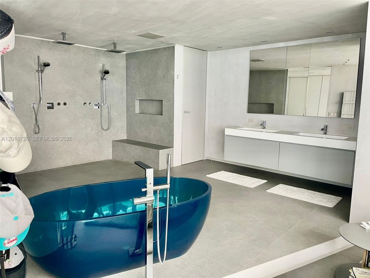 18555 Collins Ave , Unit 3705, Sunny Isles Beach, FL 33160 Photo