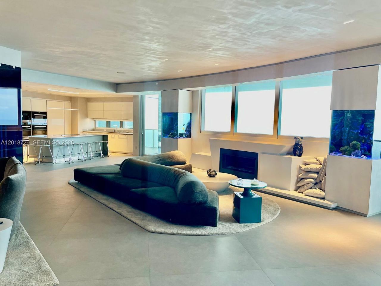18555 Collins Ave, Unit 3705, Sunny Isles Beach, FL 33160 Photo