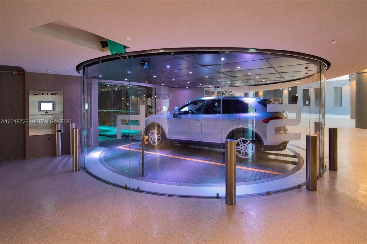 18555 Collins Ave, Unit 3705, Sunny Isles Beach, FL 33160 Photo