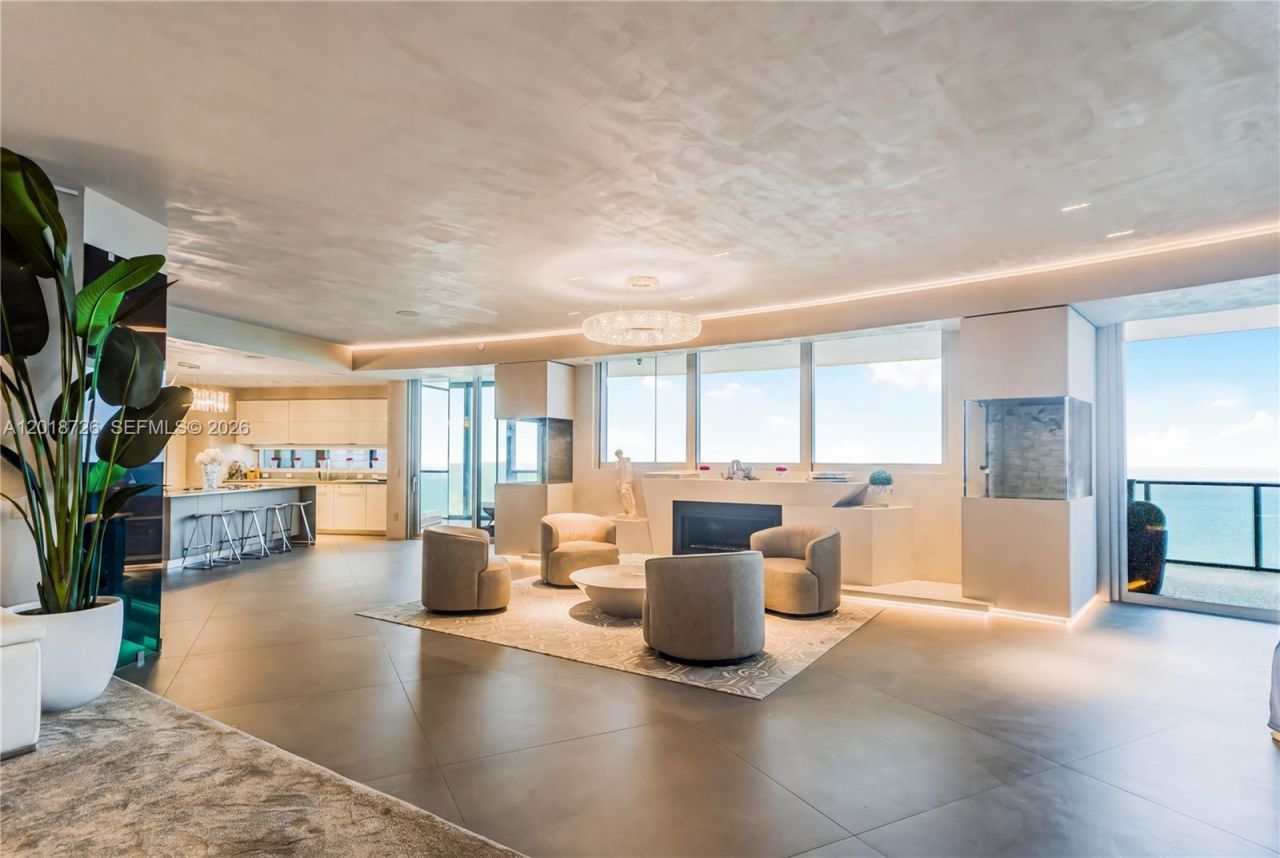 18555 Collins Ave, Unit 3705, Sunny Isles Beach, FL 33160 Photo