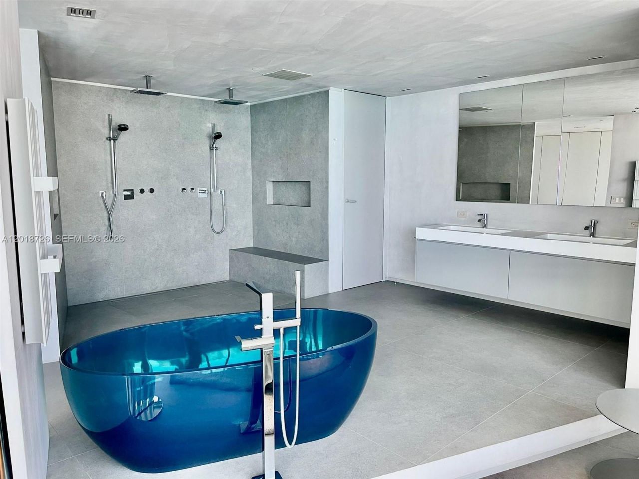 18555 Collins Ave , Unit 3705, Sunny Isles Beach, FL 33160 Photo