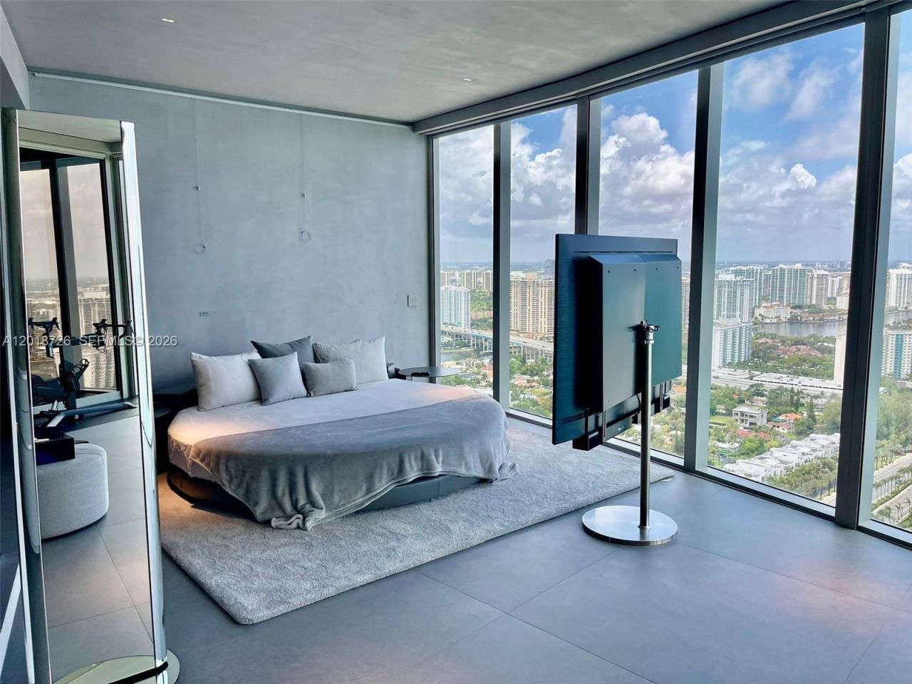 18555 Collins Ave , Unit 3705, Sunny Isles Beach, FL 33160 Photo