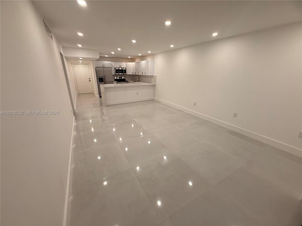 6070 W 19th Ave , Unit 315, Hialeah, FL 33012 Photo