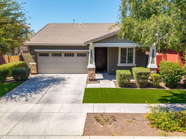 7114 E Olla Avenue, Mesa, AZ 85212