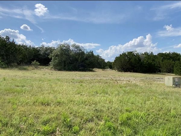 104 S Meadowlark ST, Lakeway, TX 78734