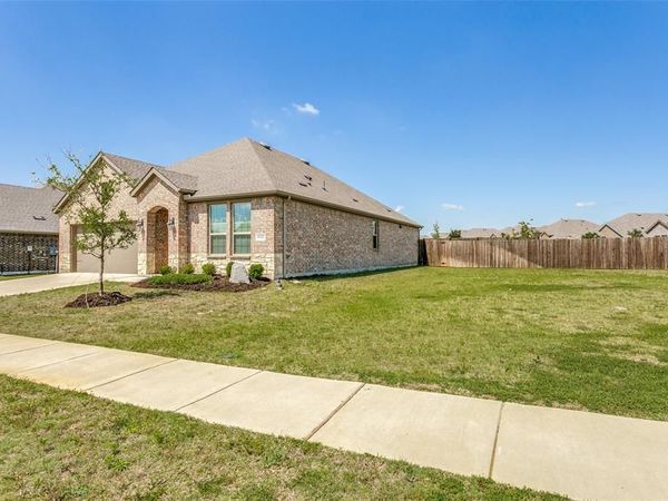 3011 Tahoka Springs, Aubrey, TX 76227