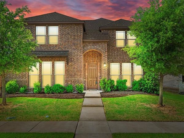 104 Laurel Oak Drive, Red Oak, TX 75154