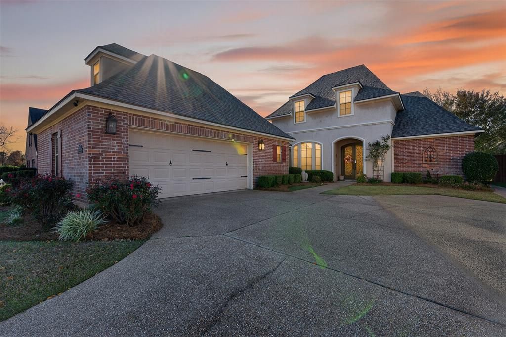9040 Hayden Drive, Shreveport, LA 71106 Main Photo
