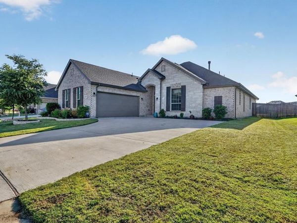 3667 Hidden Hollow Drive, Grand Prairie, TX 76065