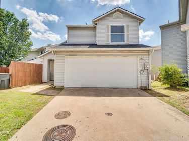 2306 Balvanera Plaza, Dallas, TX 75211
