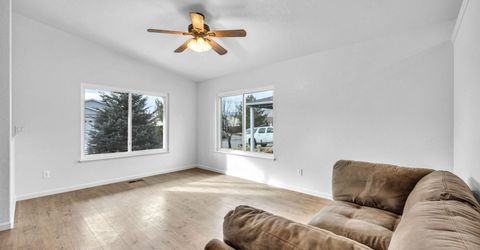 17725 Live Oak Court, Reno, NV 89508 Photo