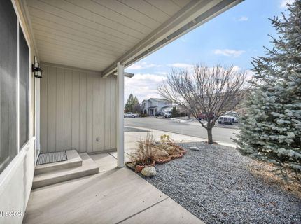 17725 Live Oak Court, Reno, NV 89508 Photo