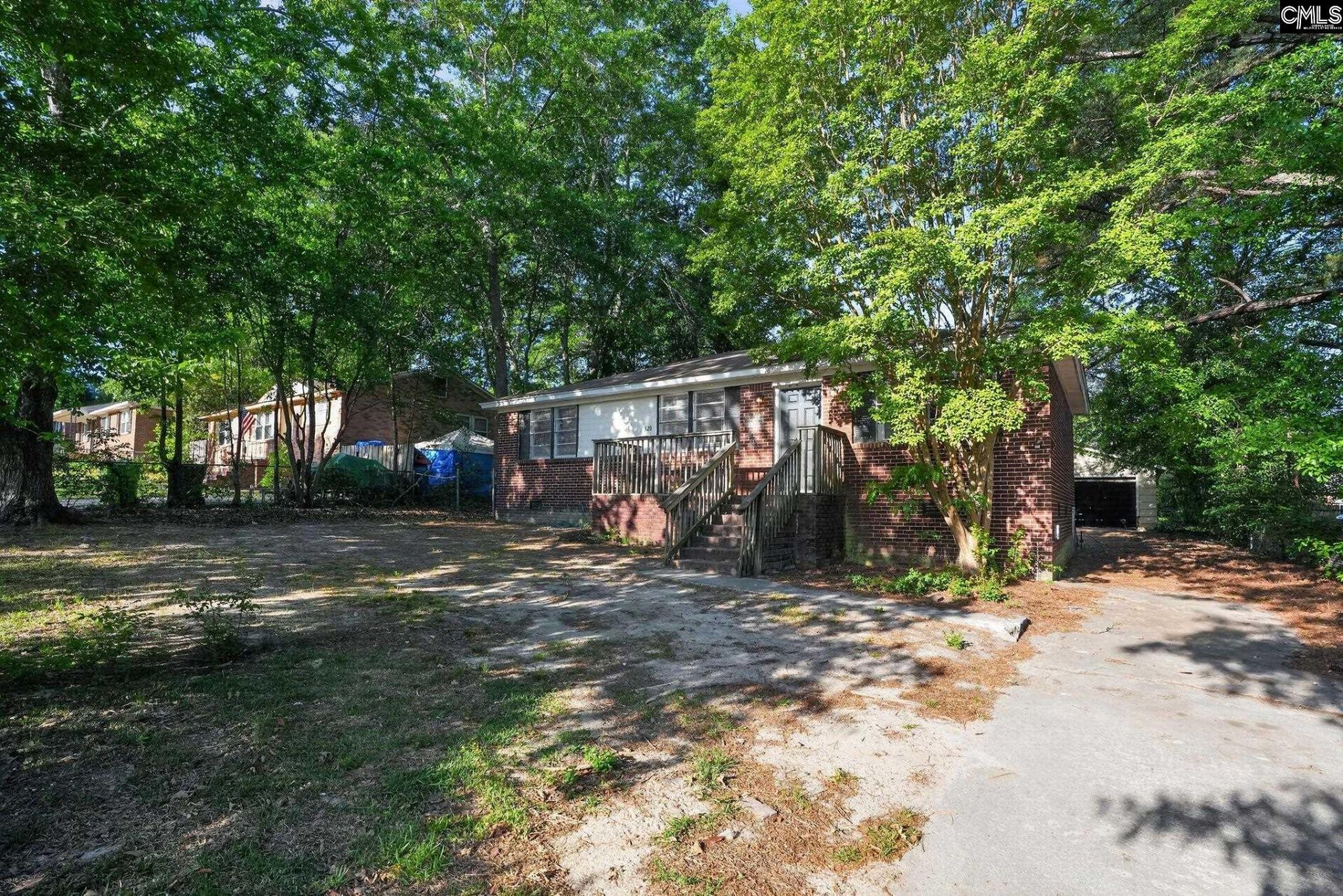 320 Sawtimber Lane  Photo 4