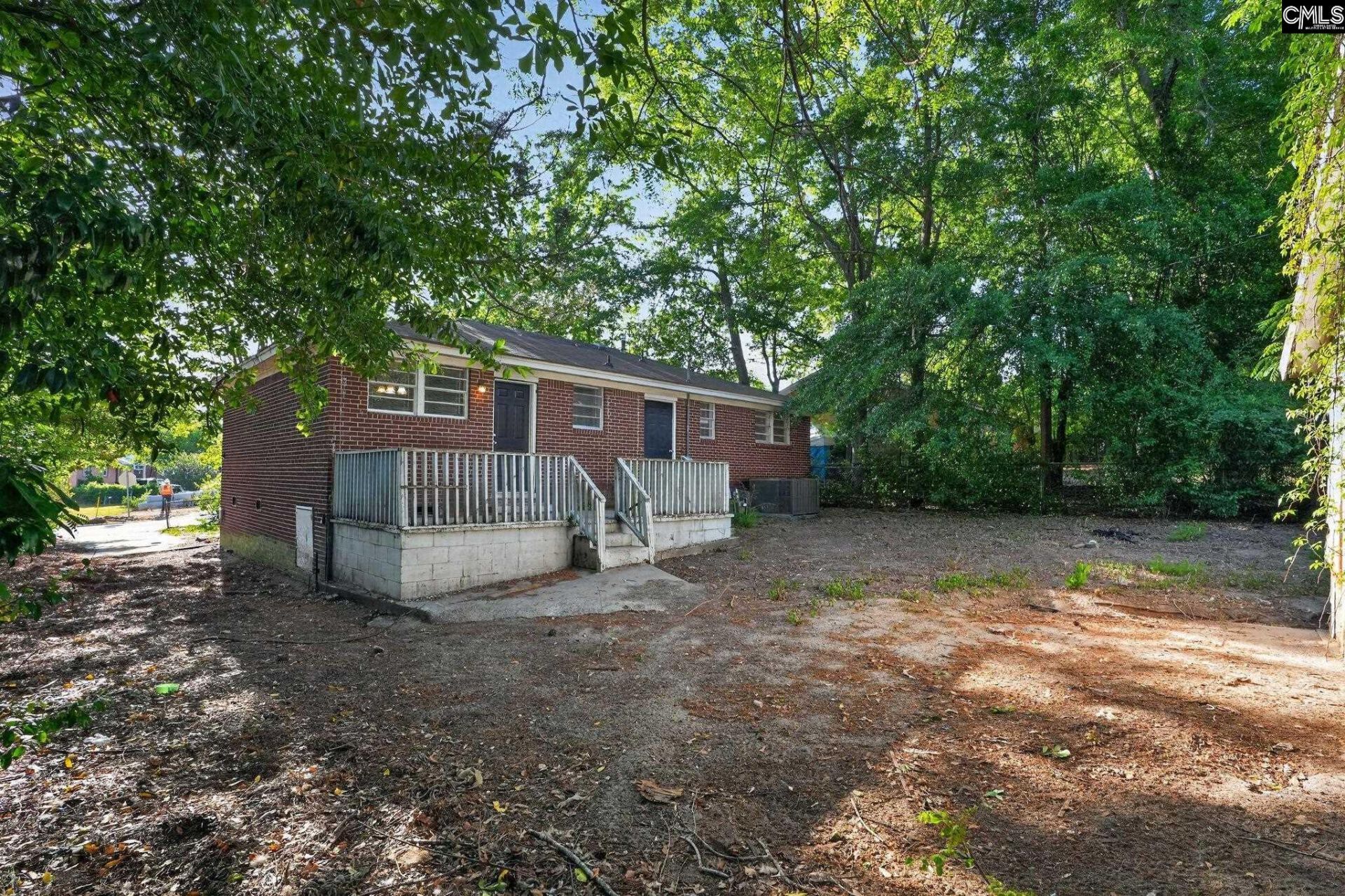 320 Sawtimber Lane  Photo 5