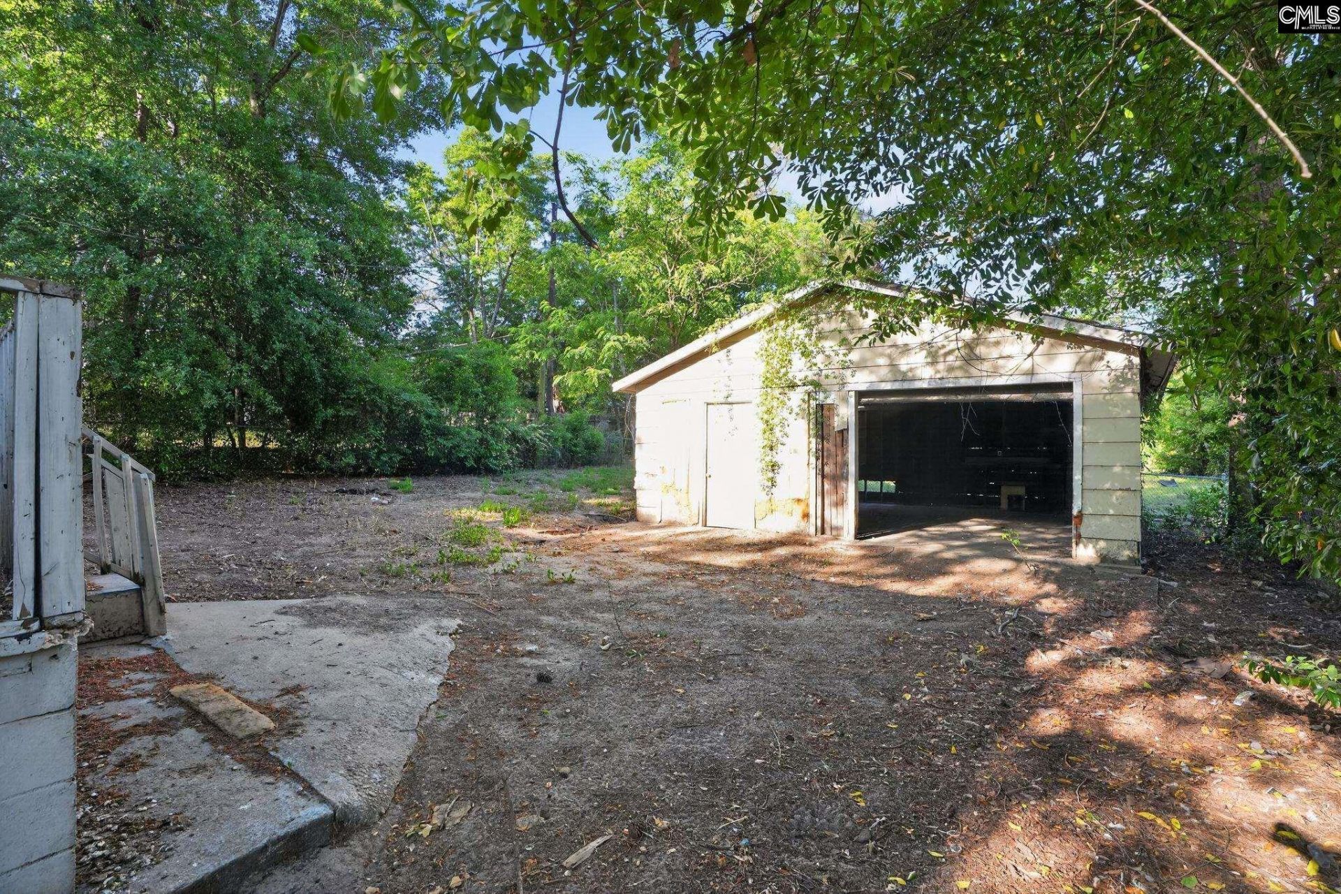 320 Sawtimber Lane  Photo 8