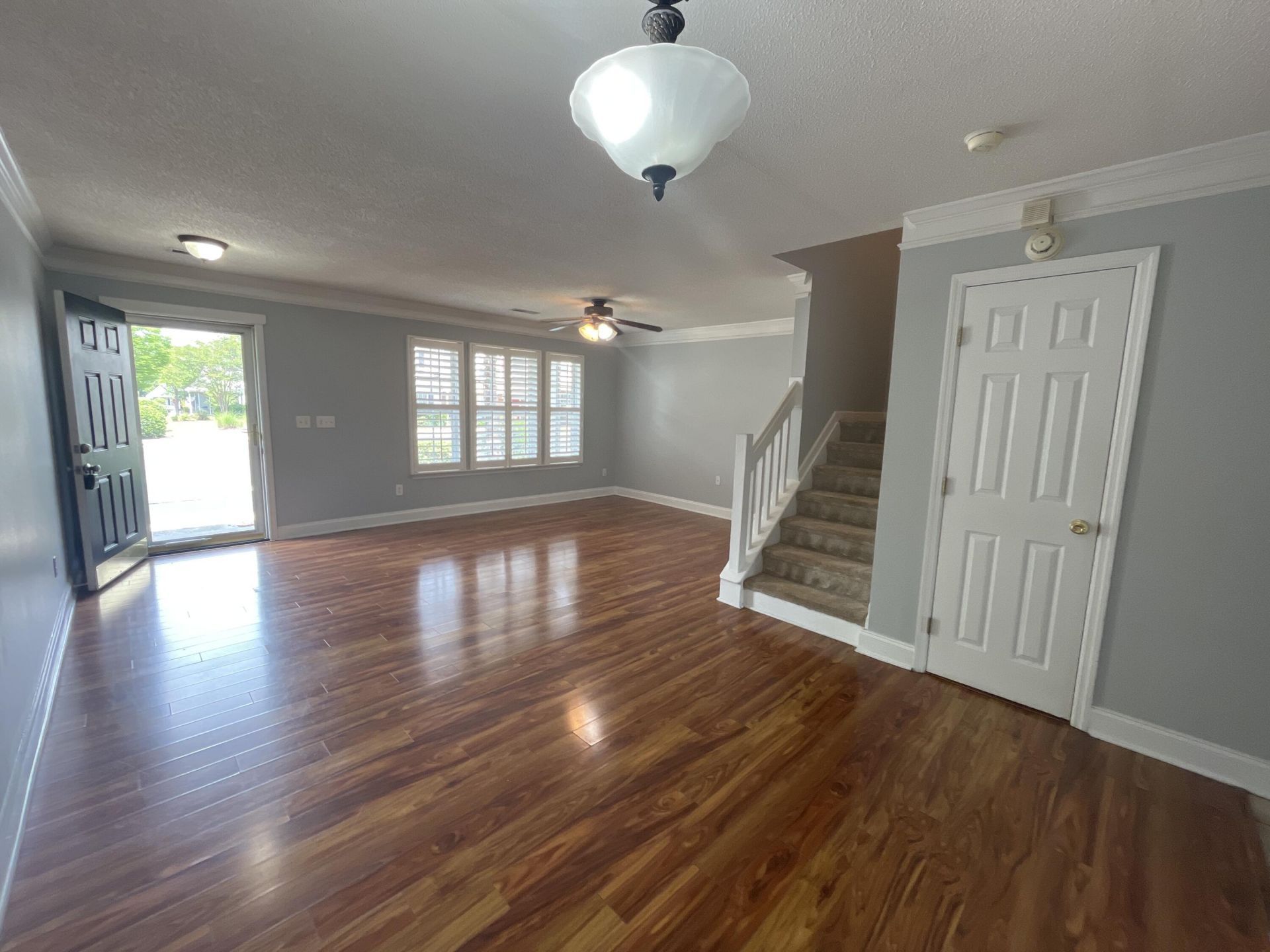 124 Taylor Circle Photo 4