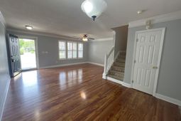 124 Taylor Circle photo 4
