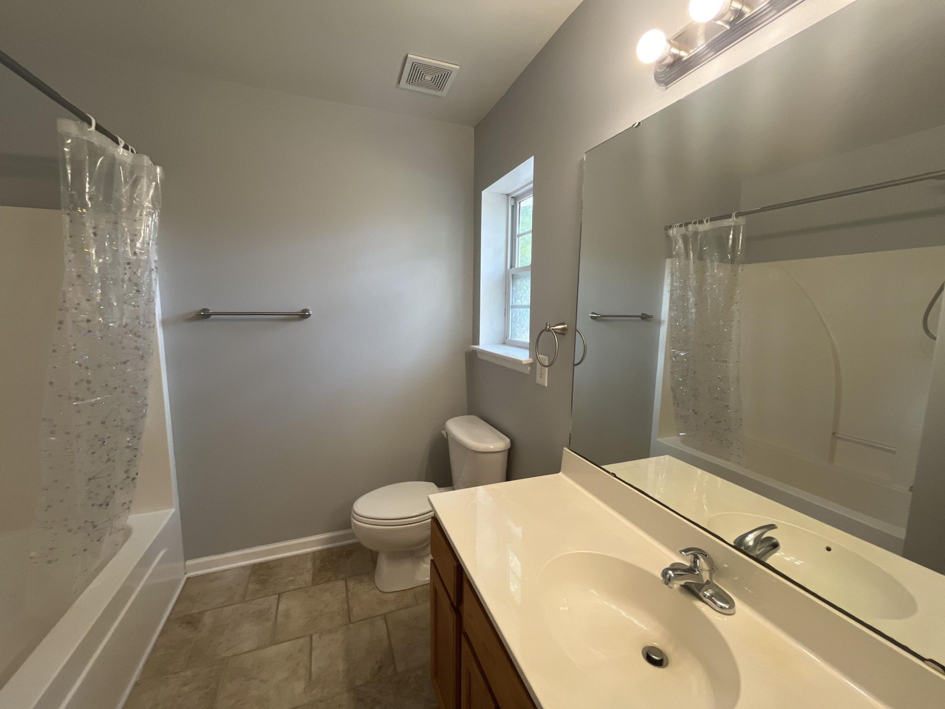 124 Taylor Circle Photo 6