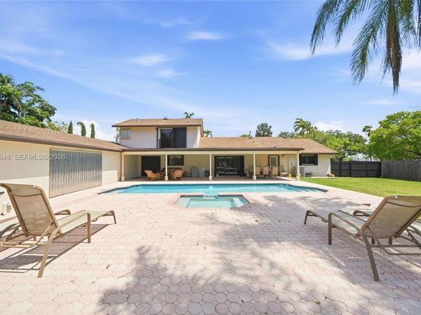 15130 SW 164th Ter, Miami, FL 33187