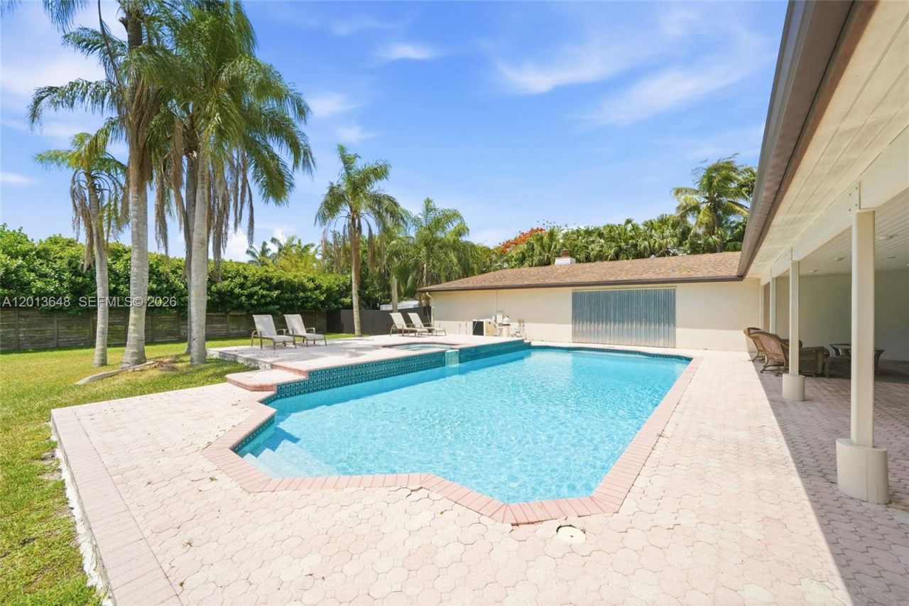 15130 SW 164th Ter, Miami, FL 33187 Photo