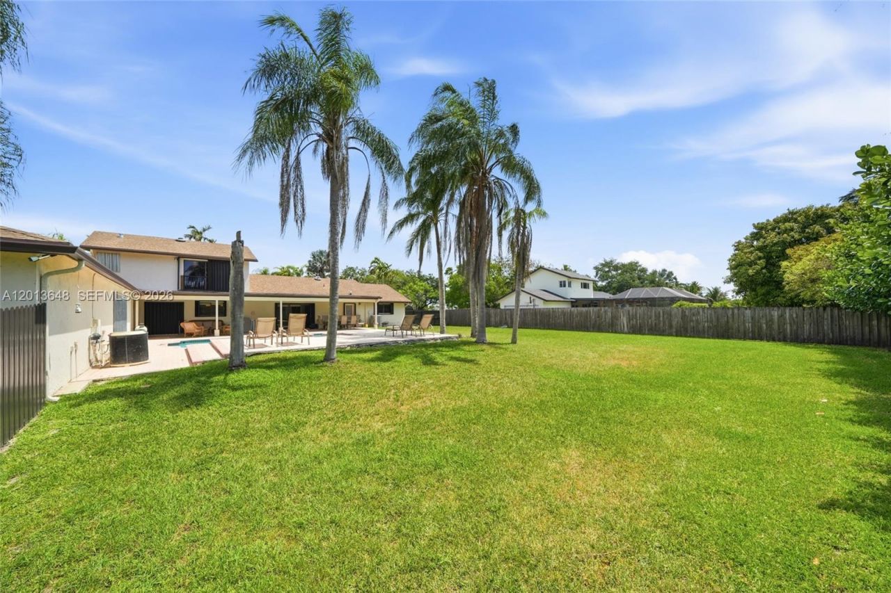 15130 SW 164th Ter, Miami, FL 33187 Photo