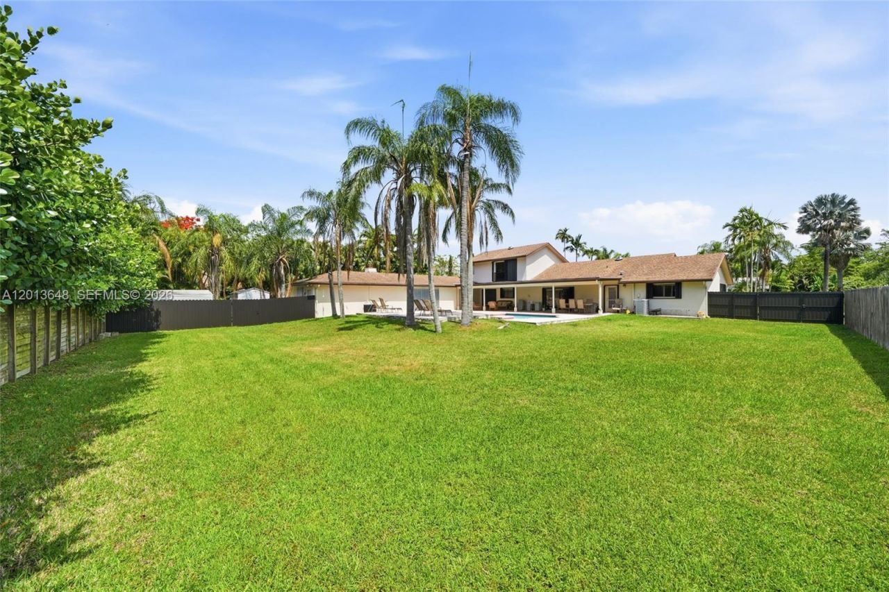 15130 SW 164th Ter, Miami, FL 33187 Photo