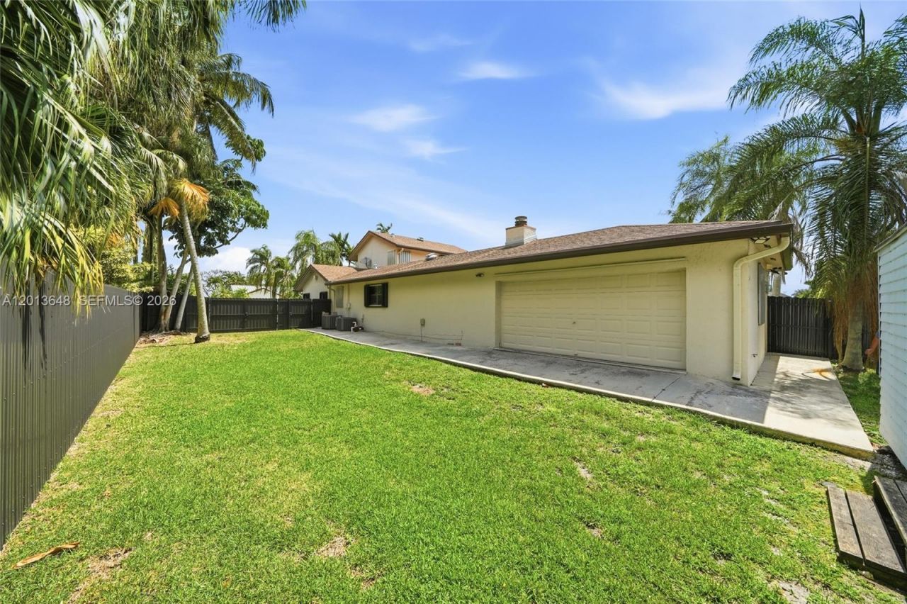 15130 SW 164th Ter, Miami, FL 33187 Photo