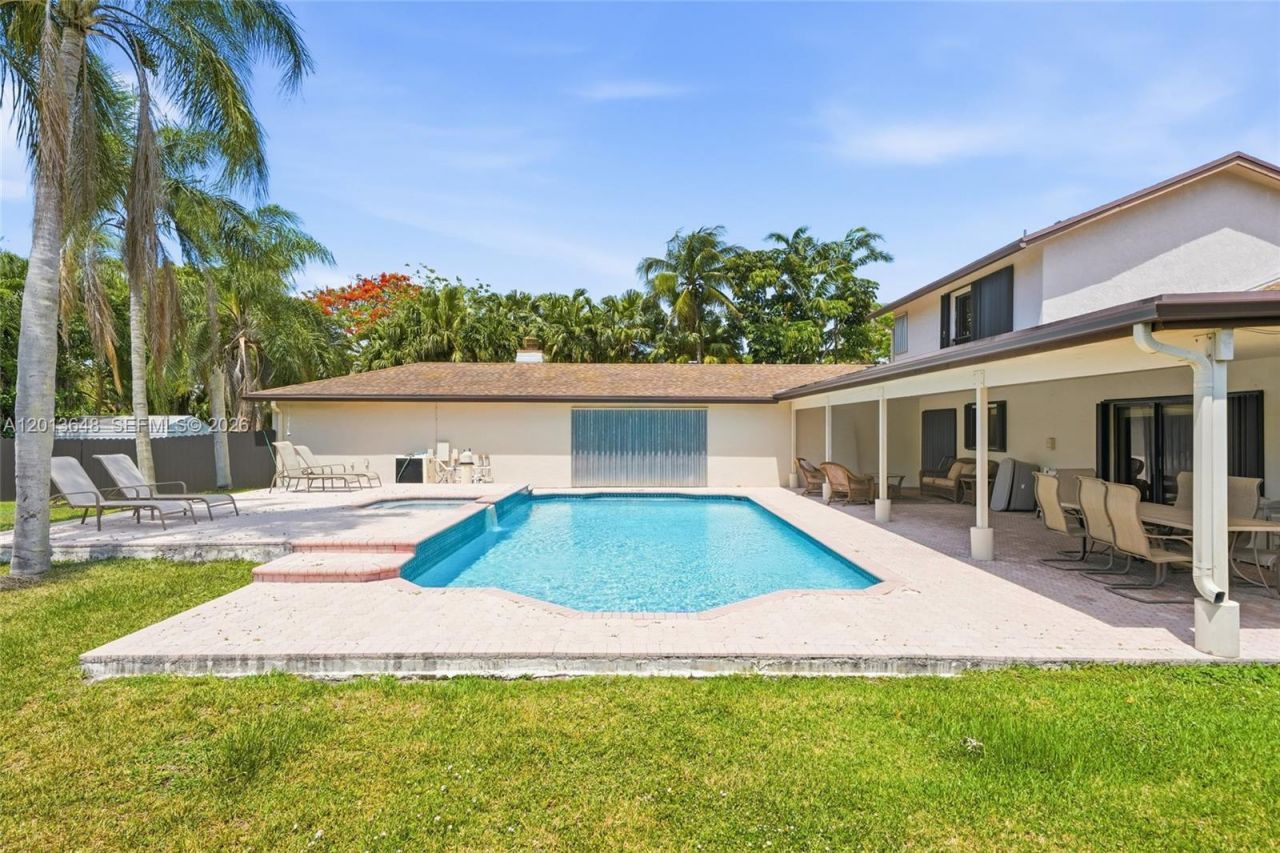 15130 SW 164th Ter, Miami, FL 33187 Photo