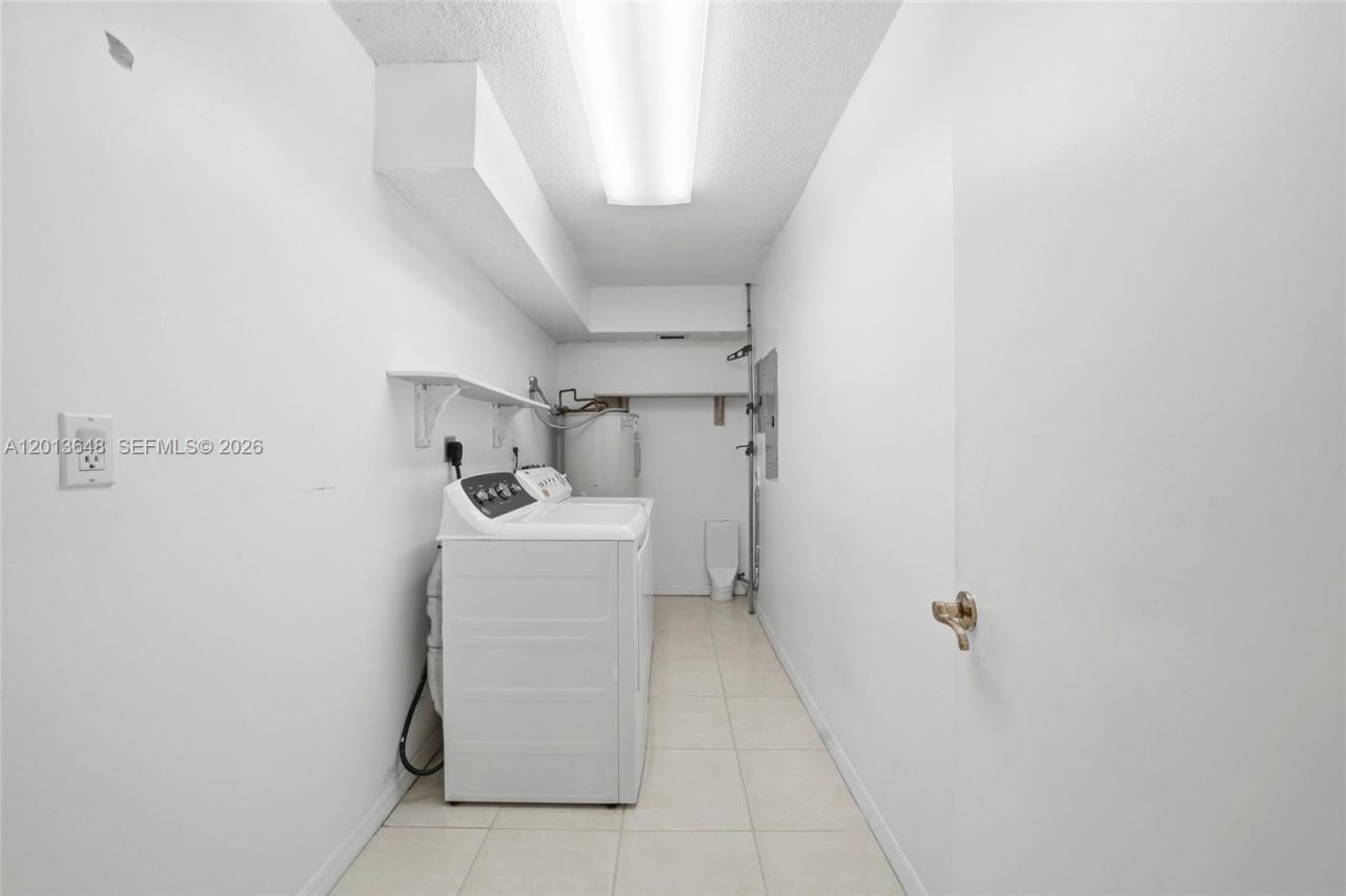 15130 SW 164th Ter, Miami, FL 33187 Photo