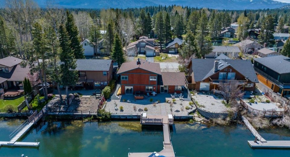 2215 Inverness Drive, South Lake Tahoe, CA 96150 Photo