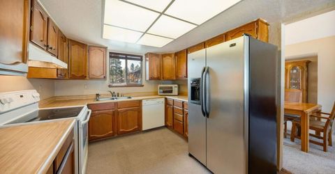 2215 Inverness Drive, South Lake Tahoe, CA 96150 Photo