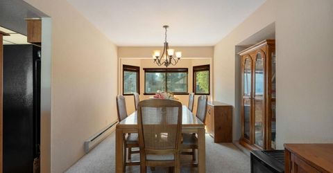 2215 Inverness Drive, South Lake Tahoe, CA 96150 Photo